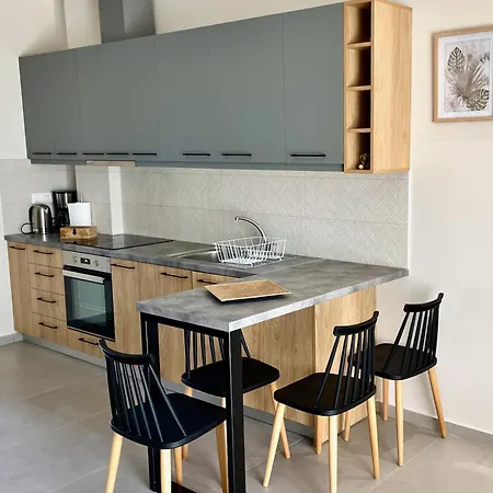 Midoya Sea View Apartment *