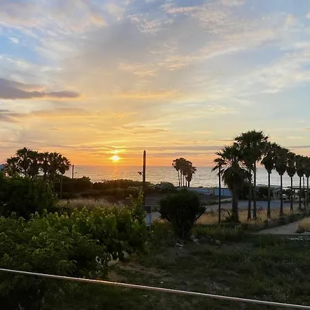 Midoya Sea View Apartament